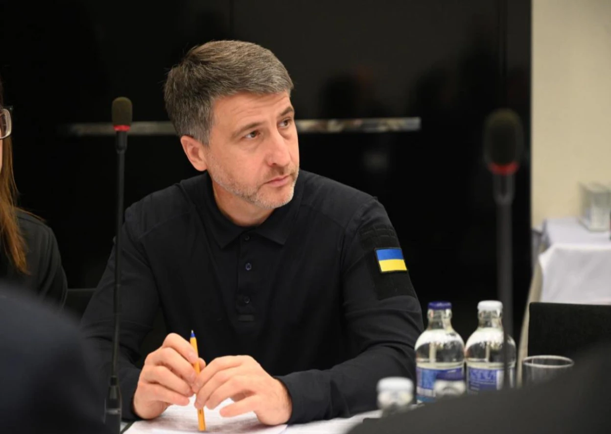 Розслідування: голова Закарпатської ОВА приховав бізнеси ексдружини та її зв’язки з впливовими політиками