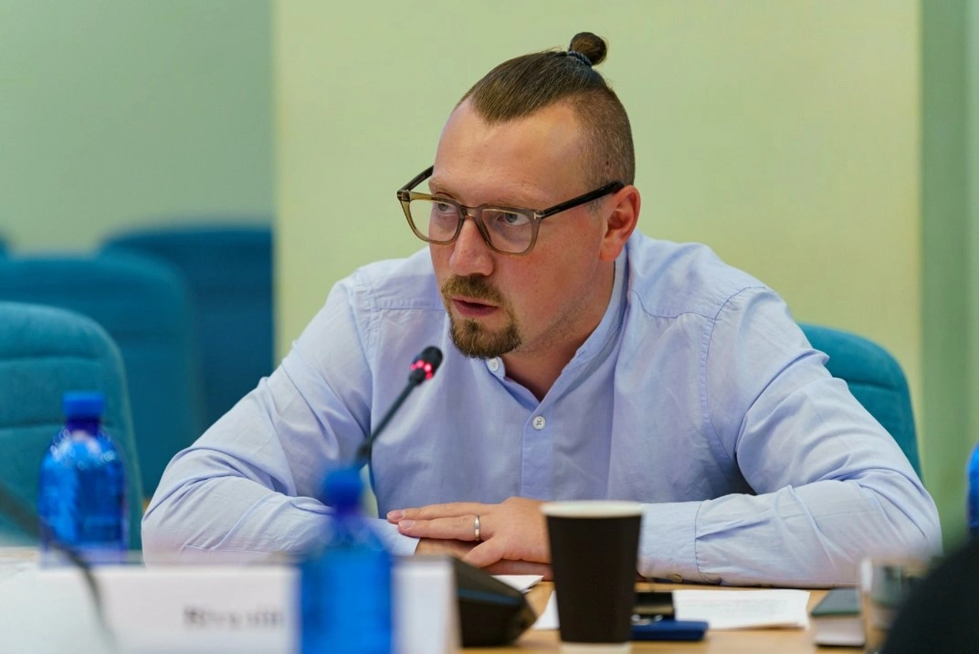 Банкова шукає контроль: новий закон про нагляд за місцевою владою готується до розгляду в Раді