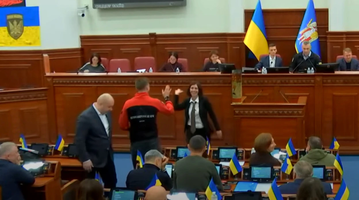 Криза Кличка: чому мер Києва пожертвував Поворозником і що чекає на його команду