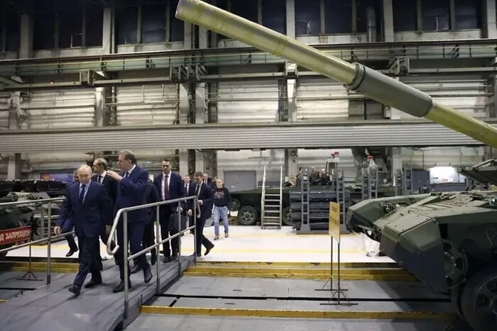 Українська розвідка виявила десятки російських оборонних заводів, які досі уникають санкцій
