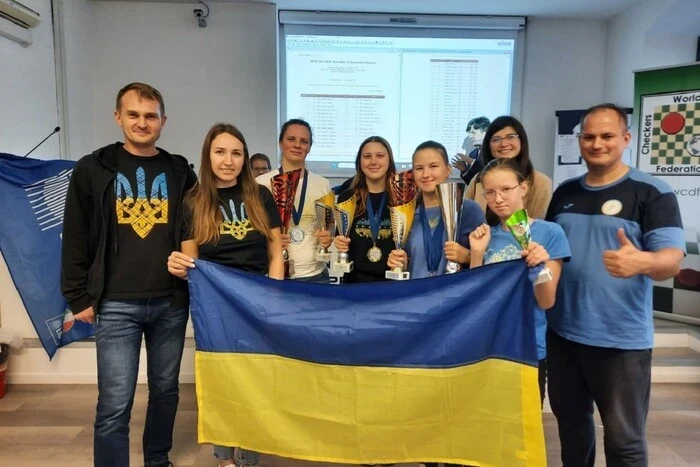 Українки здобули подвійне золото на чемпіонаті світу з чекерсу в Італії
