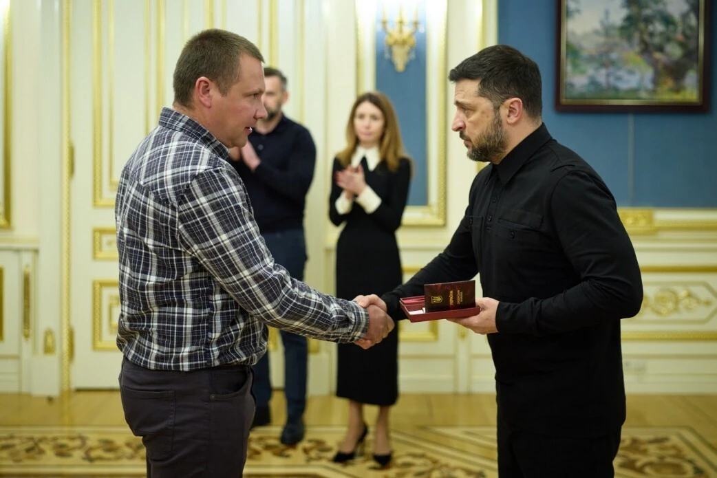 Зеленський нагородив енергетиків за мужність і відданість Україні