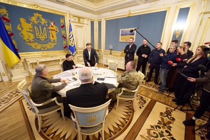 Президент запровадив санкції проти російських пропагандистів та підприємств ВПК