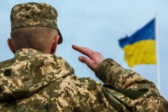 В Україні запровадили електронну ID-картку для військових