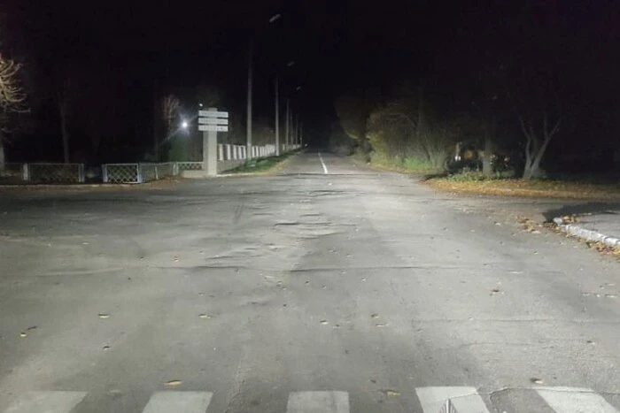 На Обухівщині підліток на електросамокаті зіткнувся з автомобілем