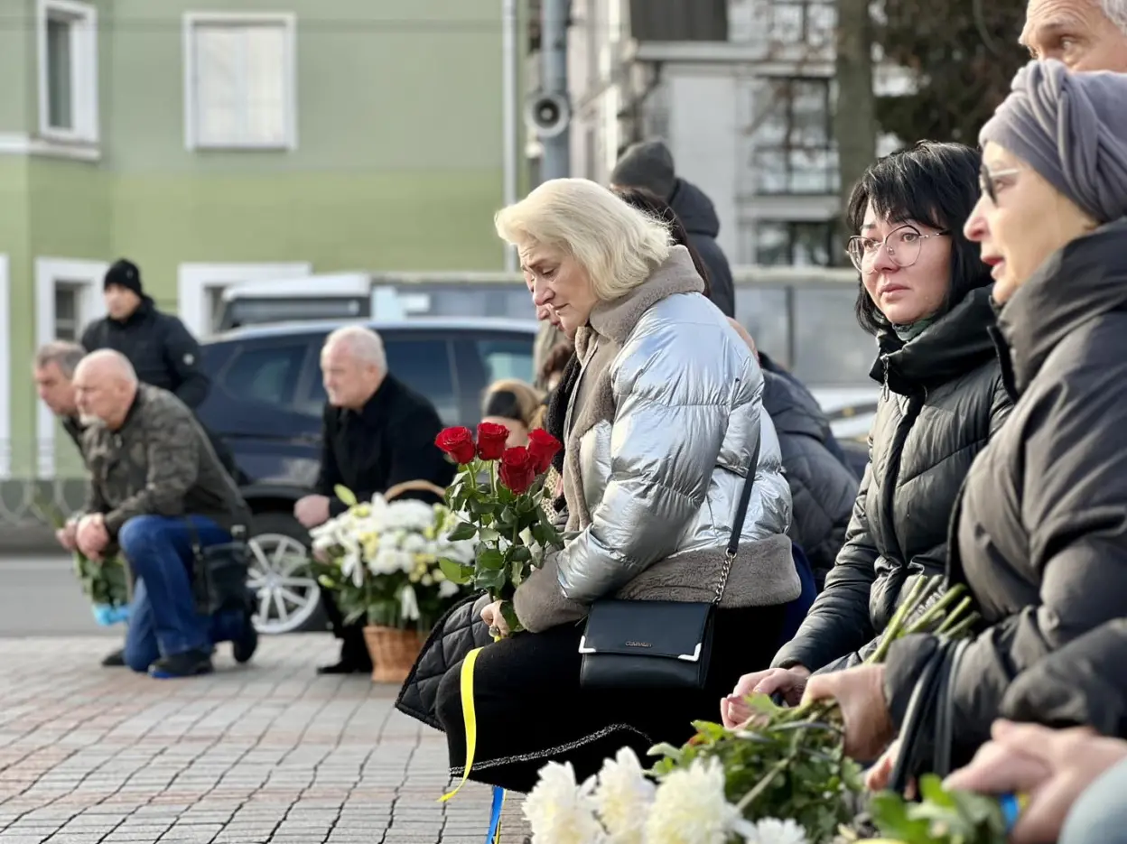 Повернувся з фронту на щиті: на Рівненщині вшанували полеглого воїна Ігоря Якимчука