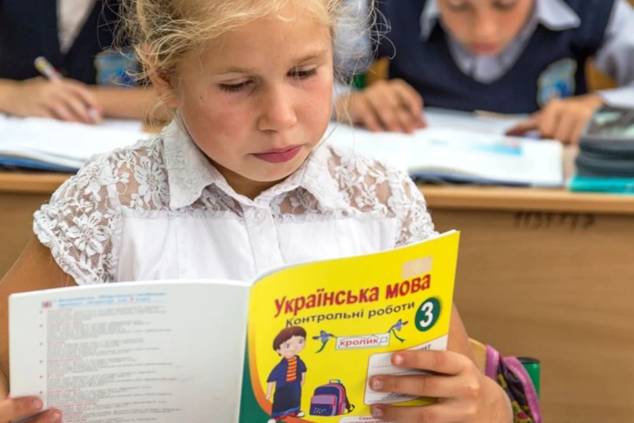 У Київських школах зростає порушення мовного закону: ситуація потребує уваги