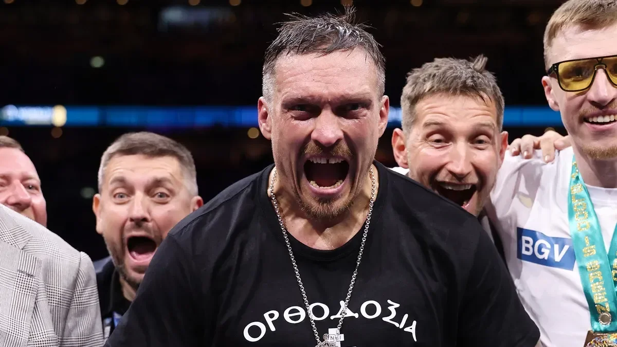 Усик окреслив трьох можливих суперників для наступного поєдинку після відмови від титулу WBO