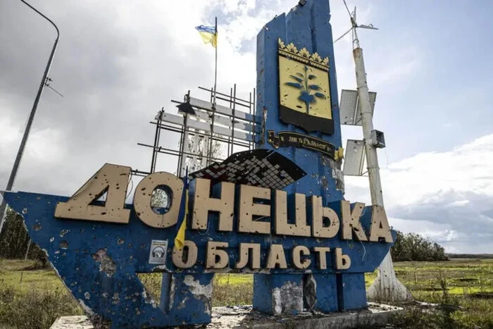 Масштабне знеструмлення на окупованій Донеччині після серії вибухів