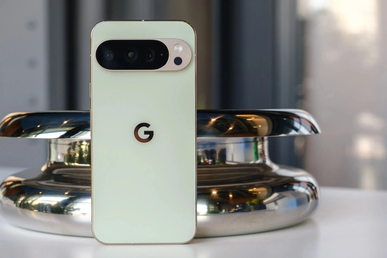 Google відкрила прямий обмін файлами між Pixel і iPhone