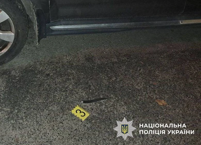 У Києві взяли під варту чоловіка, який нападав на перехожих із ножем