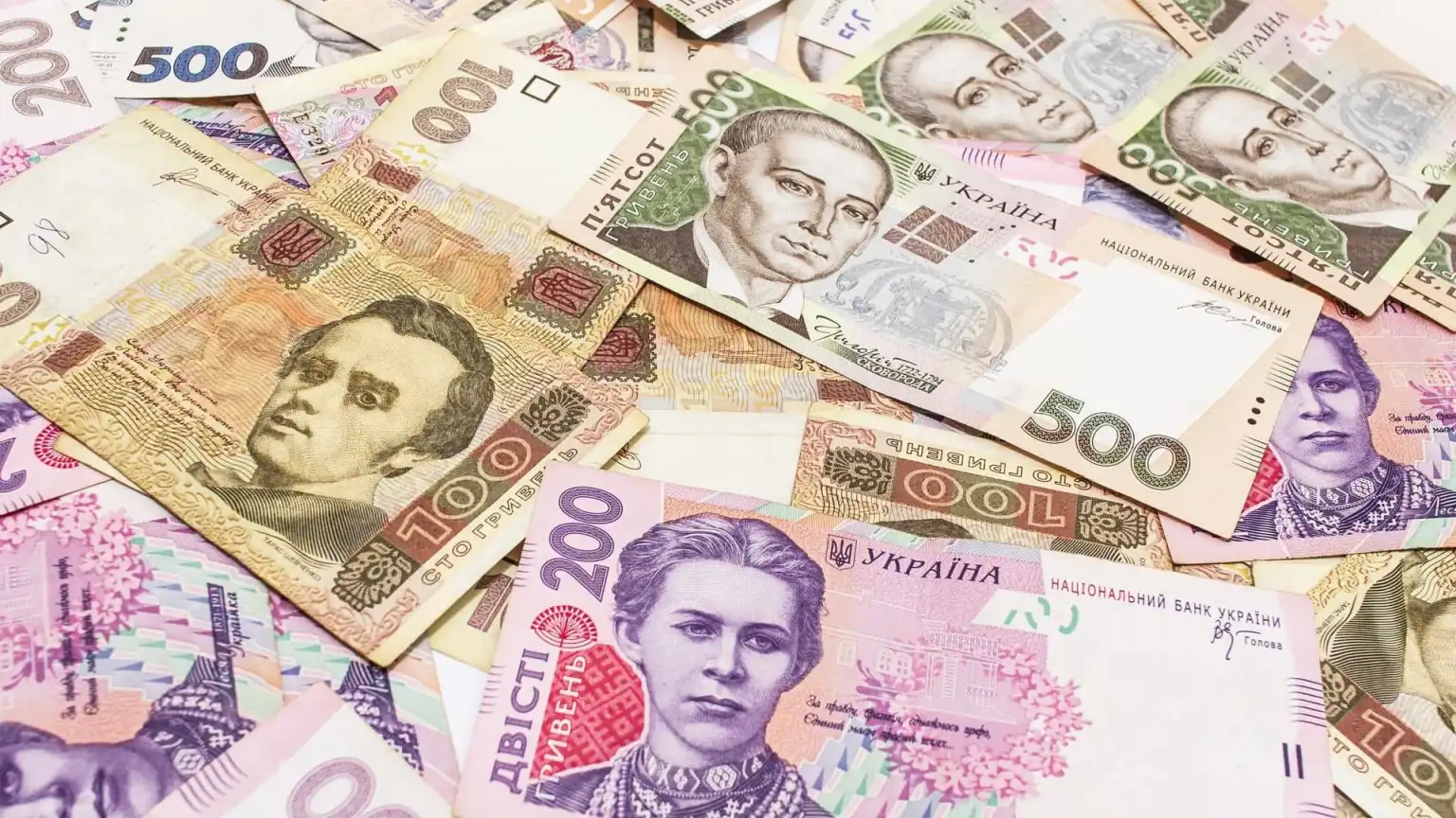 Дані Держстату показали, де в Україні зарплати перевищують 40 тисяч гривень