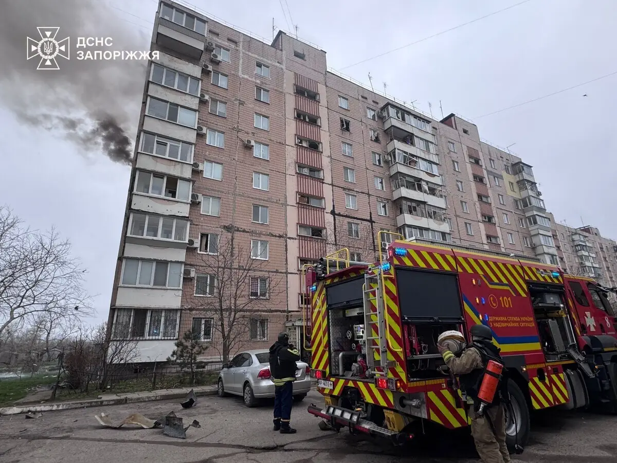 Авіаудар по Запоріжжю: десятки поранених, місто ліквідовує наслідки