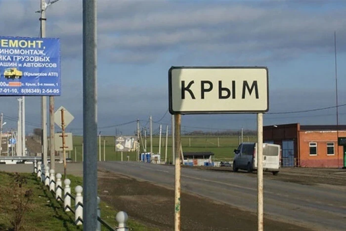 Храми зі зброєю: як у Криму дітей готують до війни під релігійним прикриттям