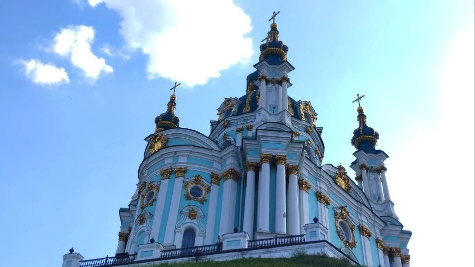 Історія на долоні: у Києві оцифрували документи на Андріївському узвозі