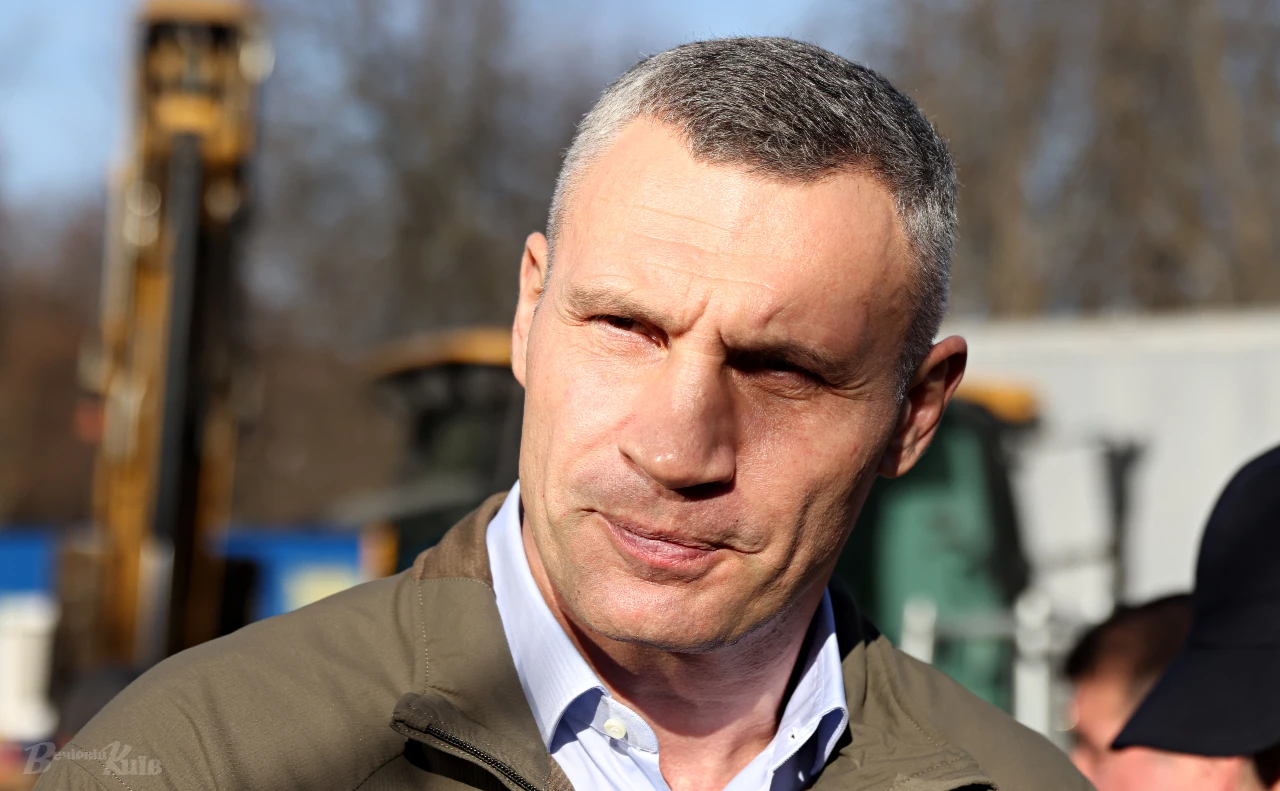 Київ після ударів РФ – вода вже в кранах, тепло ще не всюди
