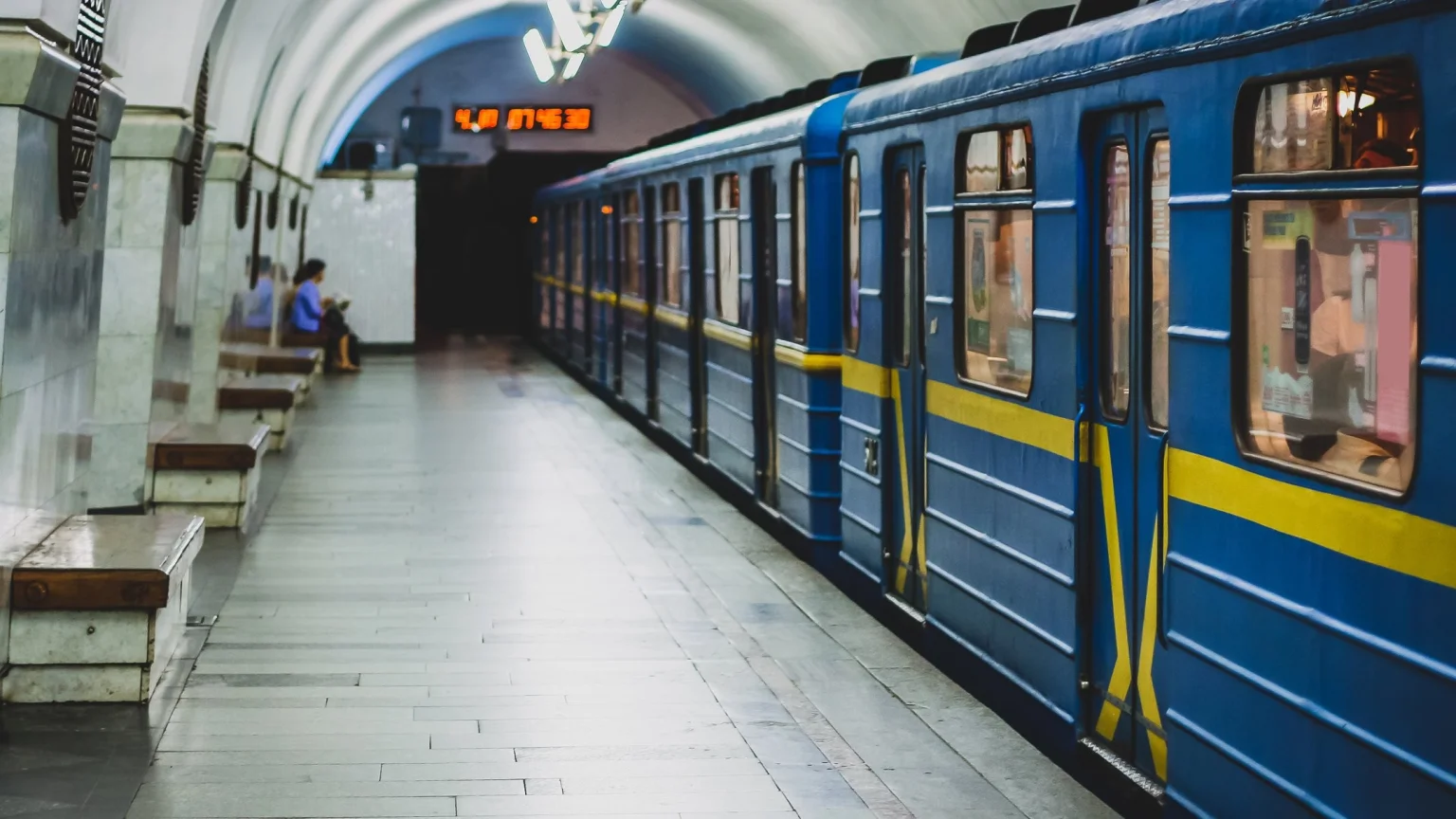 Енергетичний каскад у столиці: Київ залишився без метро та води через масштабну аварію