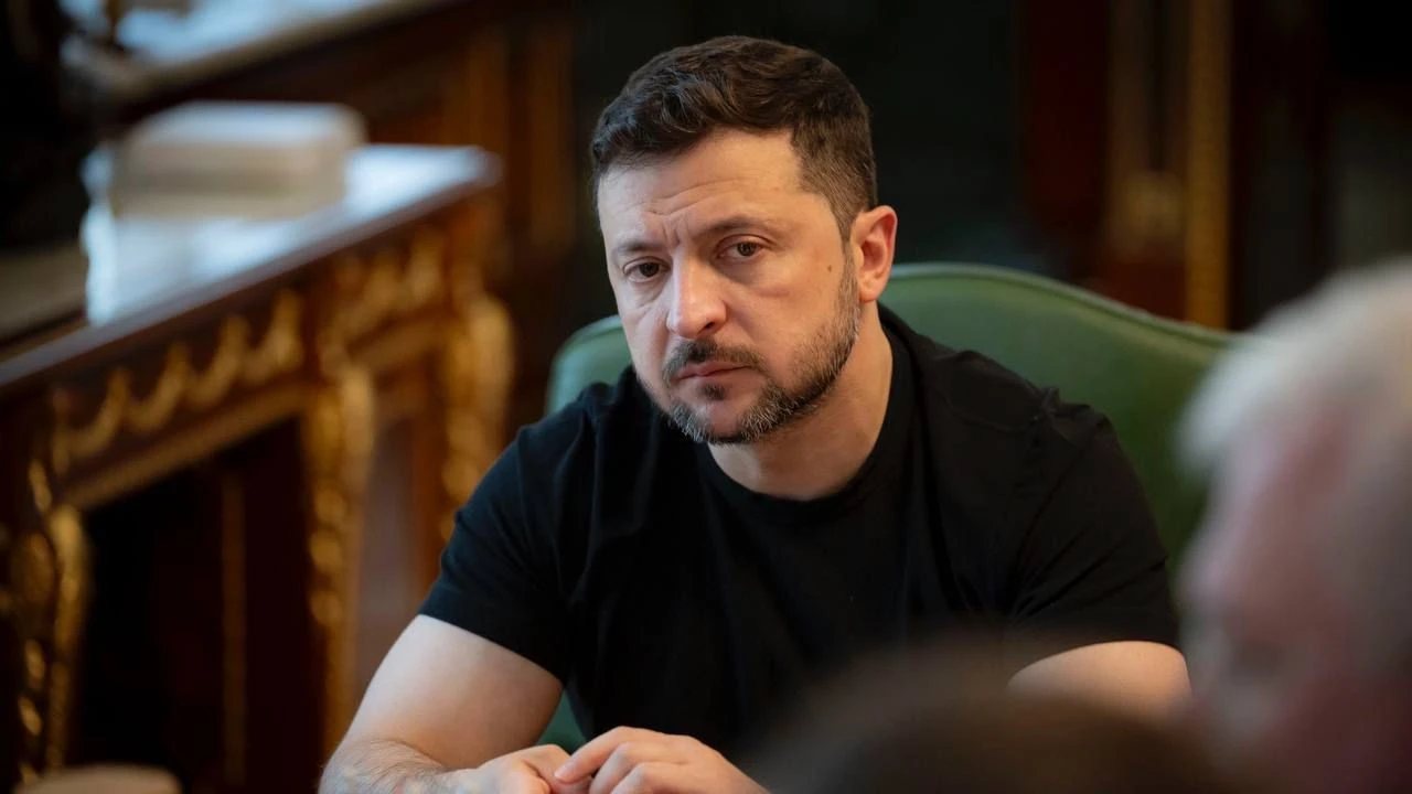 Блекаут через технічний збій: Зеленський вимагає негайного відновлення мереж