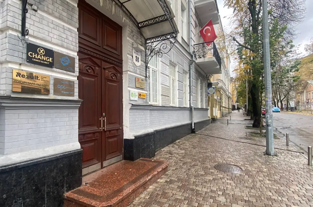 Обмін валют у Києві: як обрати сервіс і не переплатити на курсі