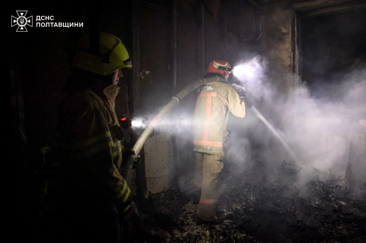 Масштабна пожежа в Полтаві: наслідки нічної атаки ворога