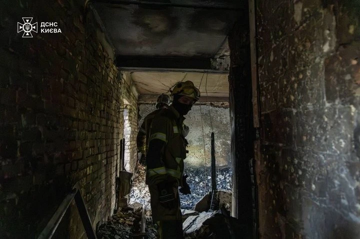 Масштаби руйнувань у столиці після ворожого удару: сотні пошкоджених будівель
