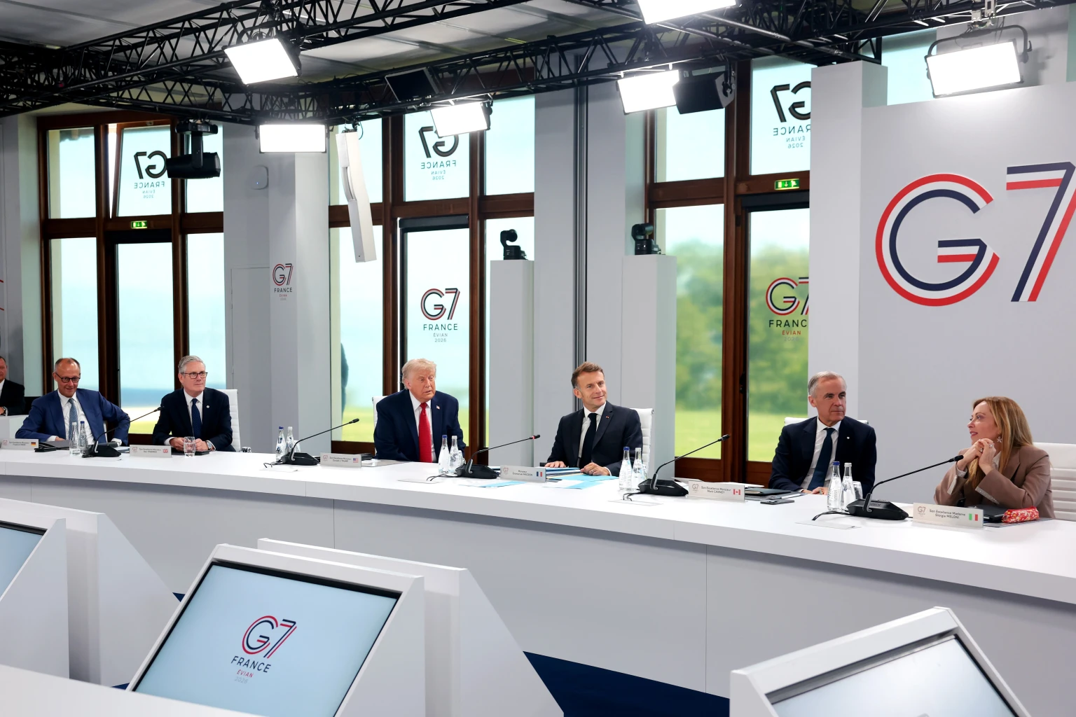 Французький вояж Трампа: підсумки саміту G7 та українське питання